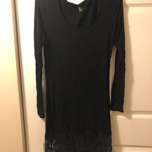 Midi dress with lace bottom